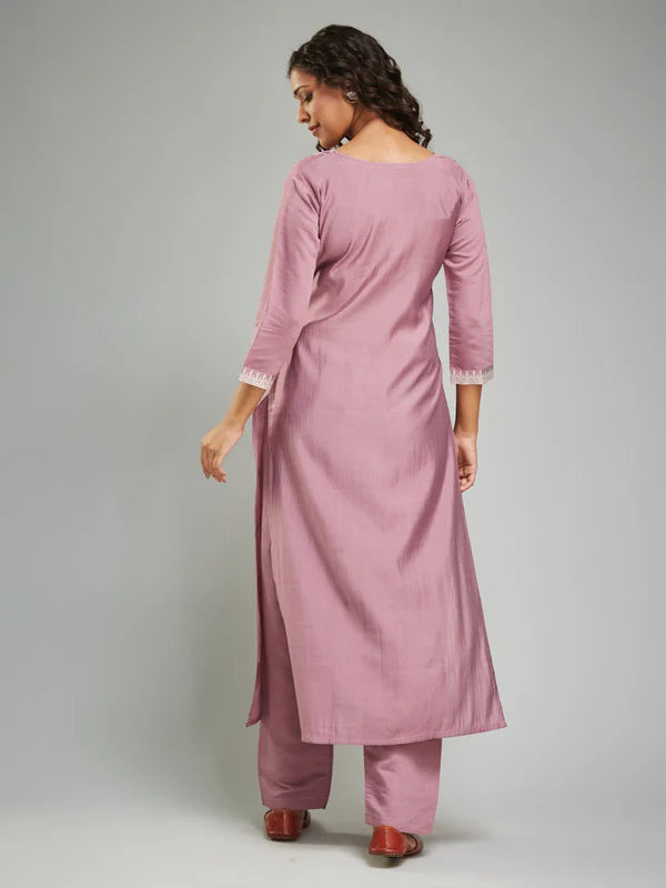 This elegant Designer Kurta Suit Set