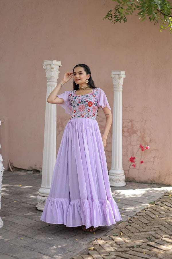 Gown is a perfect blend of elegance and charm.