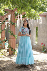 Gown is a perfect blend of elegance and charm.